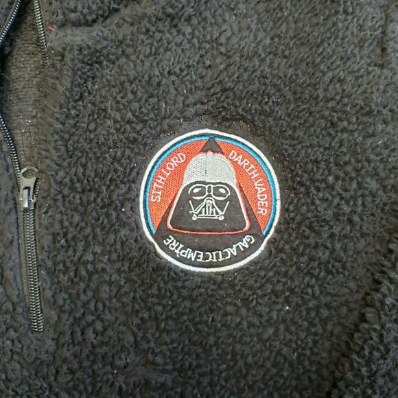 Star Wars Sith Lord Darth Vader Sherpa 1/4 Zip 3-5 - Picture 2 of 4